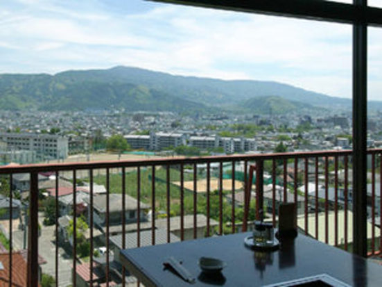 炭火焼肉　明松館