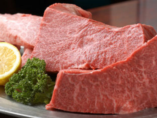 焼肉飯店　こぶた